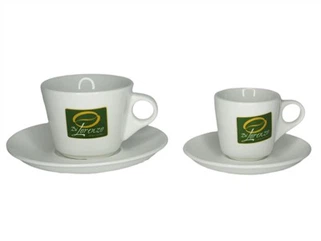 Tazza u Saucer taċ-ċeramika tal-Kafè
