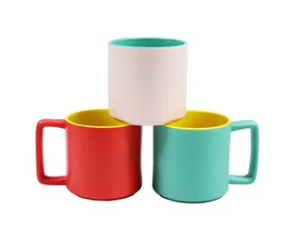 Mug taċ-ċeramika tal-Manku Kwadru